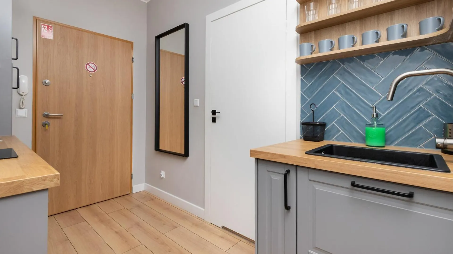 Studio Fahrenheit In Central Gdansk By Noclegi Renters Apartment